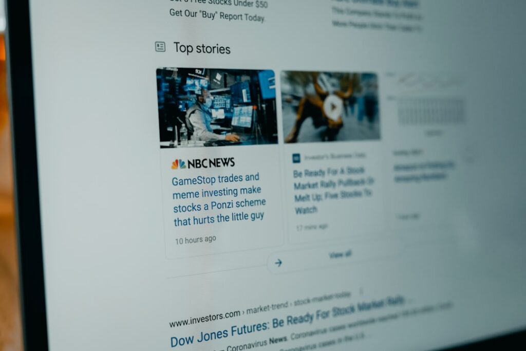 A computer screen showing a news aggregation page with top stories from multiple outlets, illustrating how RSS feed aggregators pull and republish content from other sites.